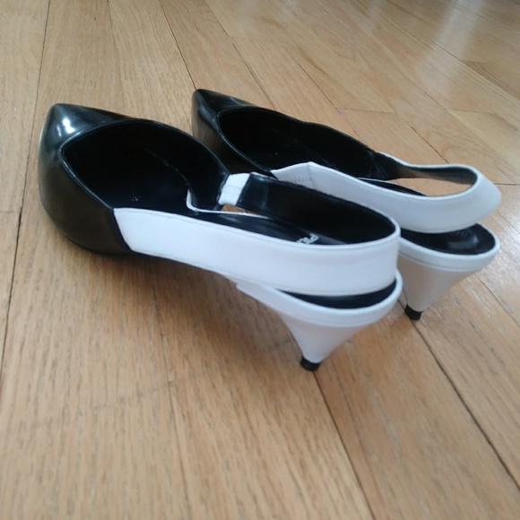 Pierre Hardy black white kitten heel slingback - Picture 6 of 8